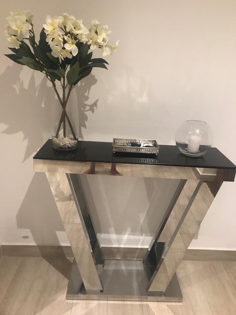 Consola cristal y acero